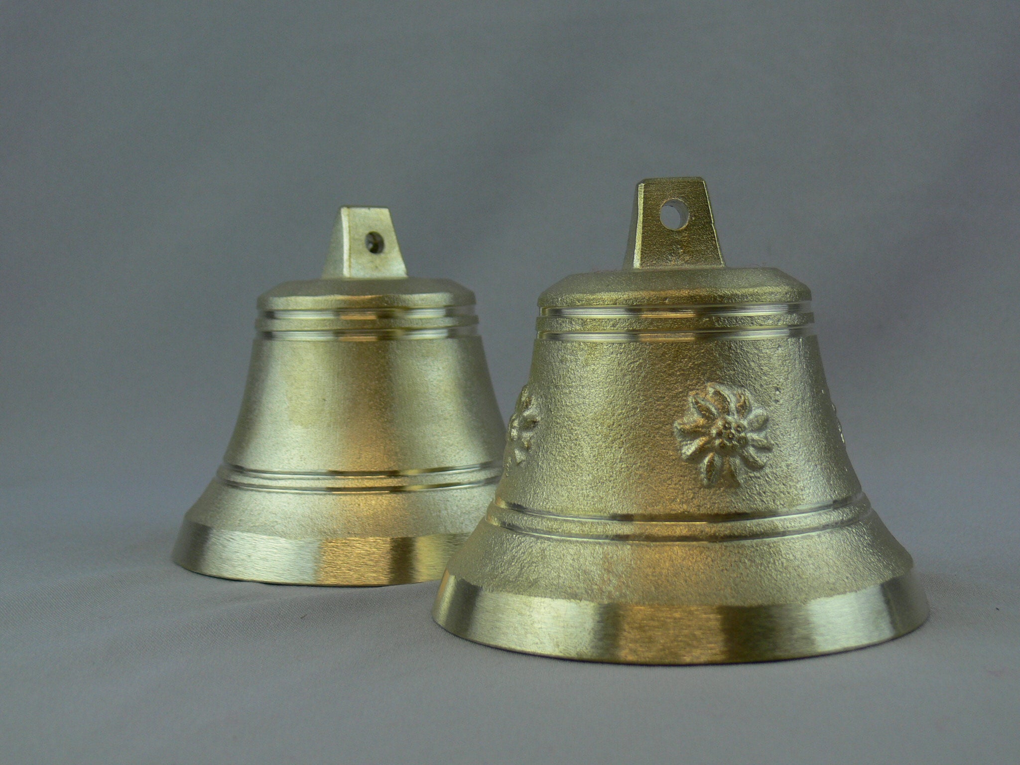 Tiroler Glocke Ø 12 cm mit Verzierung