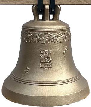 (ARCHIV) Glocke Weinrebe & Salamander